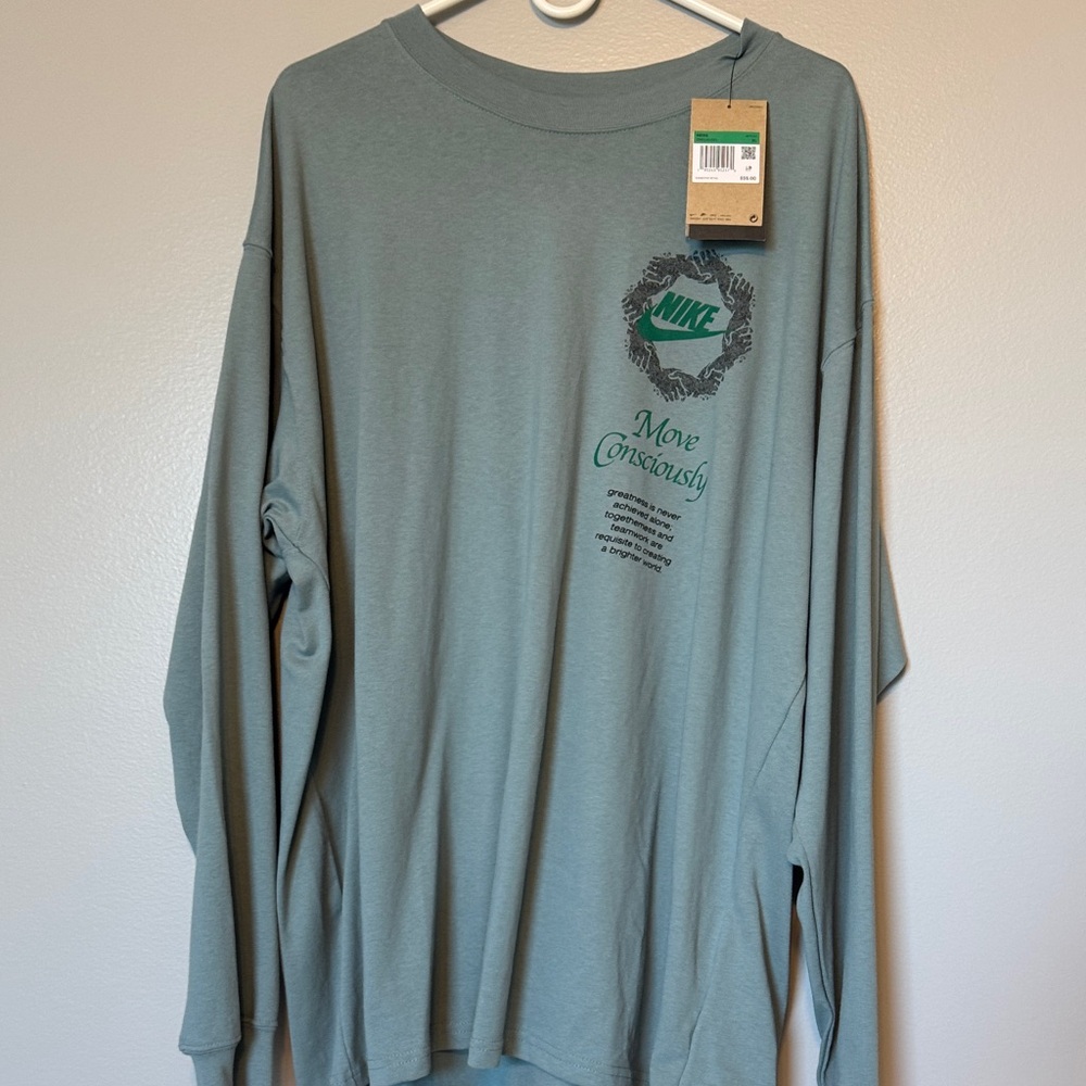 Nike Men's Teal Long Sleeve Tee
